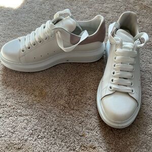Alexander McQueen Oversized Sneaker White Pink 38.5